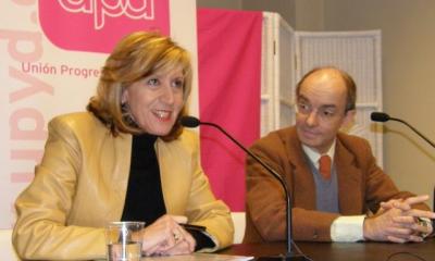 Rosa Díez inaugura sede en Vitoria